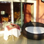Eden Hotel am Park - Grosser Balkon-Sessel in der Frühlingssonne